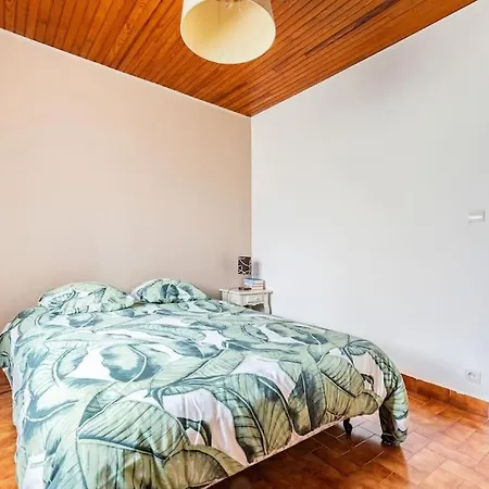 T3 A St Pons En Rez De Jardin Apartment *
